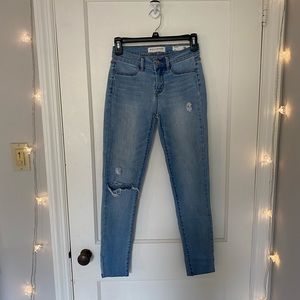 Bullhead Light Wash Jegging